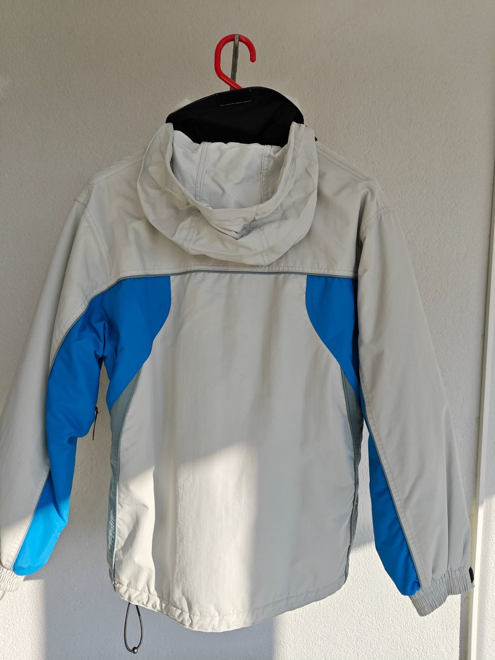 Obscure Giacche: Obscure Skijacke Gr.S weiss blau – Usato da Uetendorf venduto da oinkioink88 5