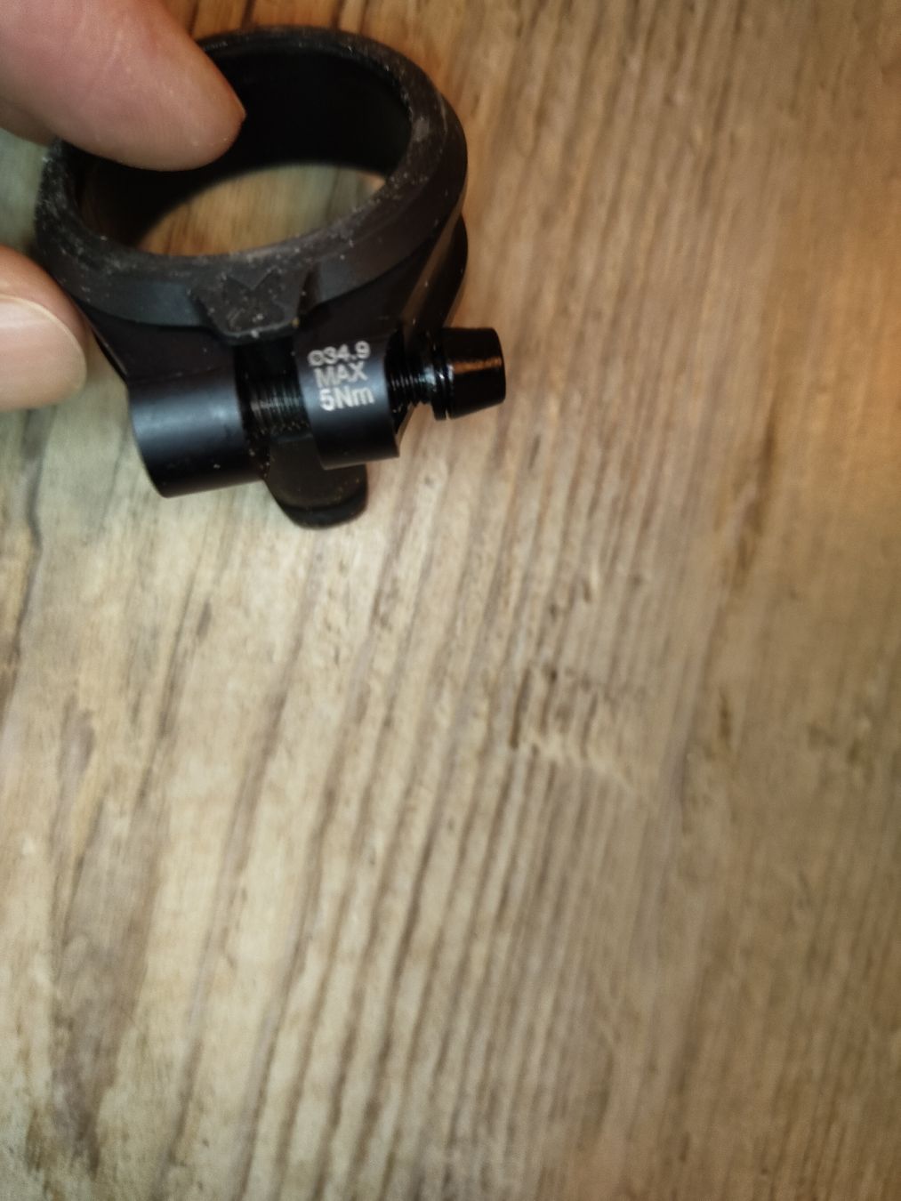 Pezzi di ricambio: Sixpack Sattelklemme 34.9mm – Usato da Stilli venduto da Guru_8 2