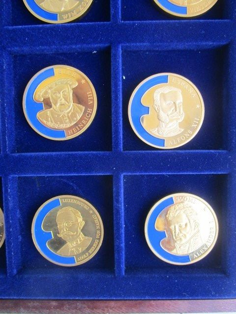 Medaglie: 12 X Euopa Staatsmänner Könige - 1998 - PP – Nuovo (secondo la descrizione) da Luzern venduto da Horoskop1 6