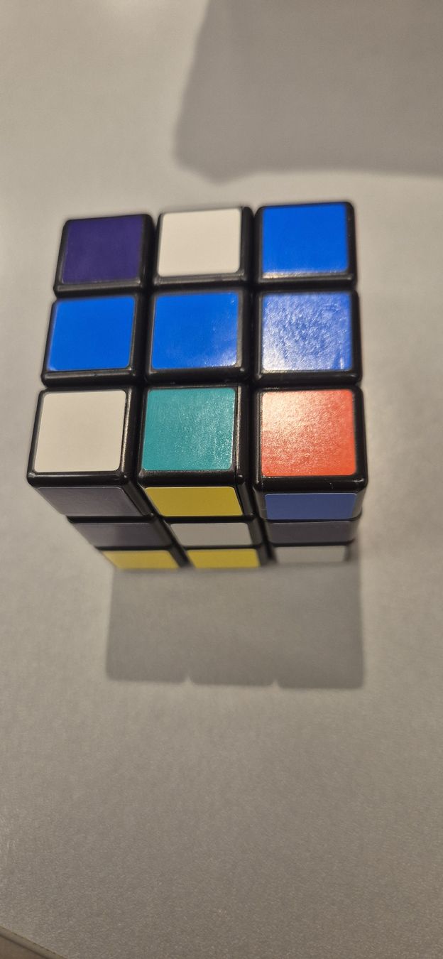 Rubik's Jeux: Cube Rubik 3x3 objet de collection – D'occasion à Genève par Bayoushi 1