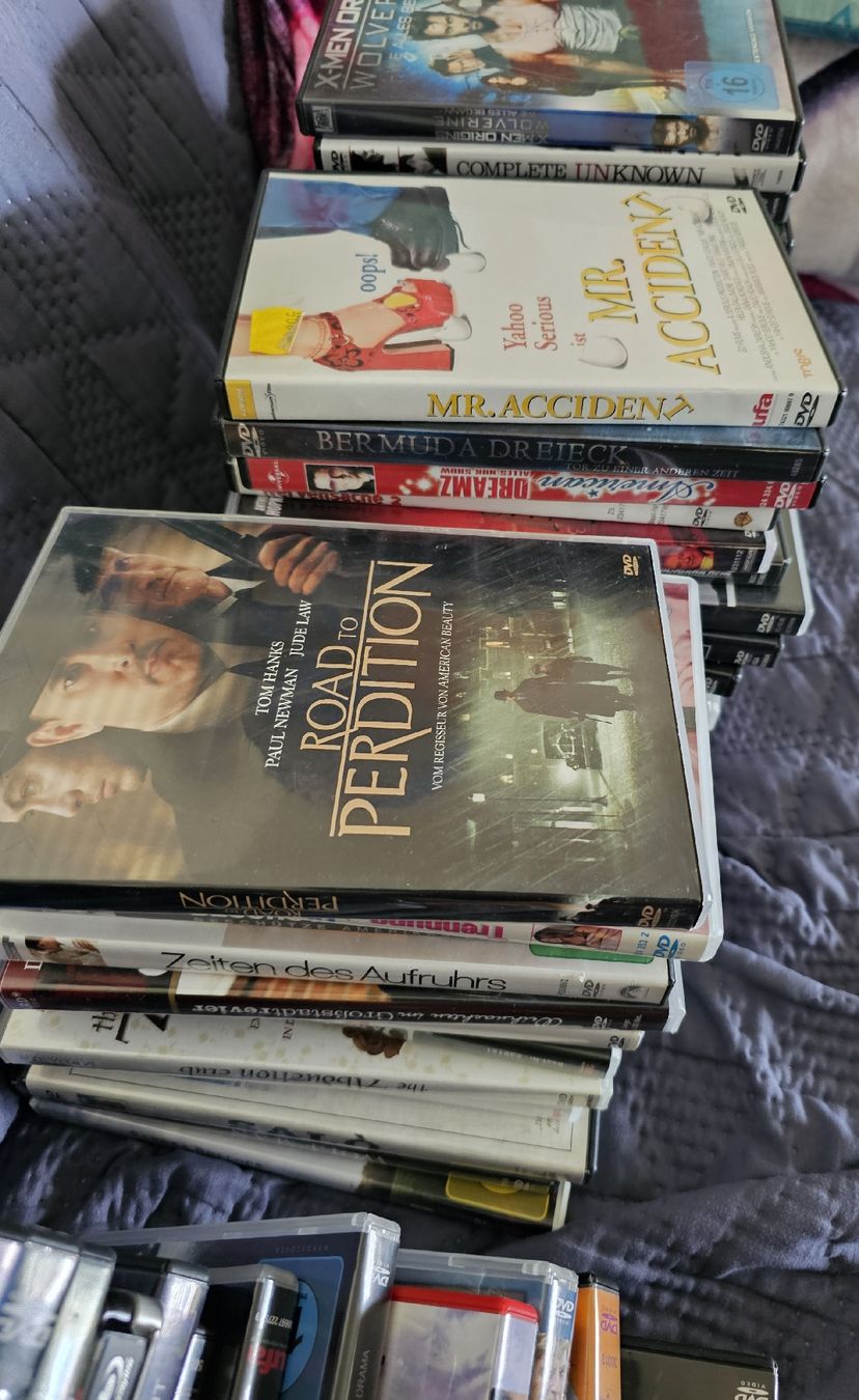Tutti i DVDs: DVD Sammlung - Über 70 Stück – Usato da Bütschwil venduto da Taranabo 2