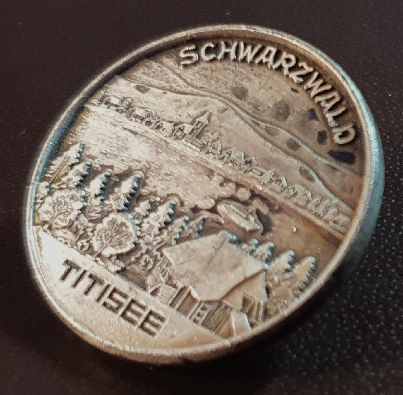Plaketten & Abzeichen: BB652 - Pin Schwarzwald TITISEE – Gebraucht aus Reinach BL von Boston-Verkauf 1