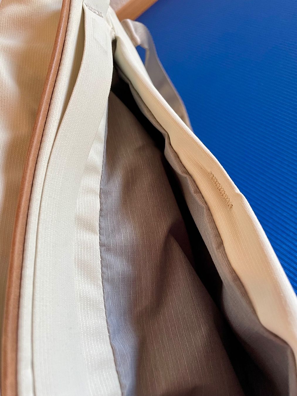 Sacs: PeakDesign - Everyday Tote 15l V2 Bone – D'occasion à Villars-sur-Glâne par ma.bo 5