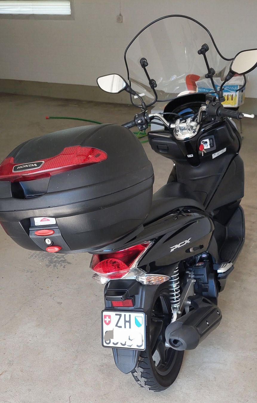 Honda Strasse: Honda PCX125 Roller – Gebraucht aus Uster von bea_pm2v 2