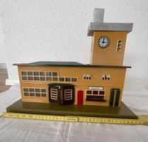 Bahnhof von Märklin Eisenbahn Spur 0