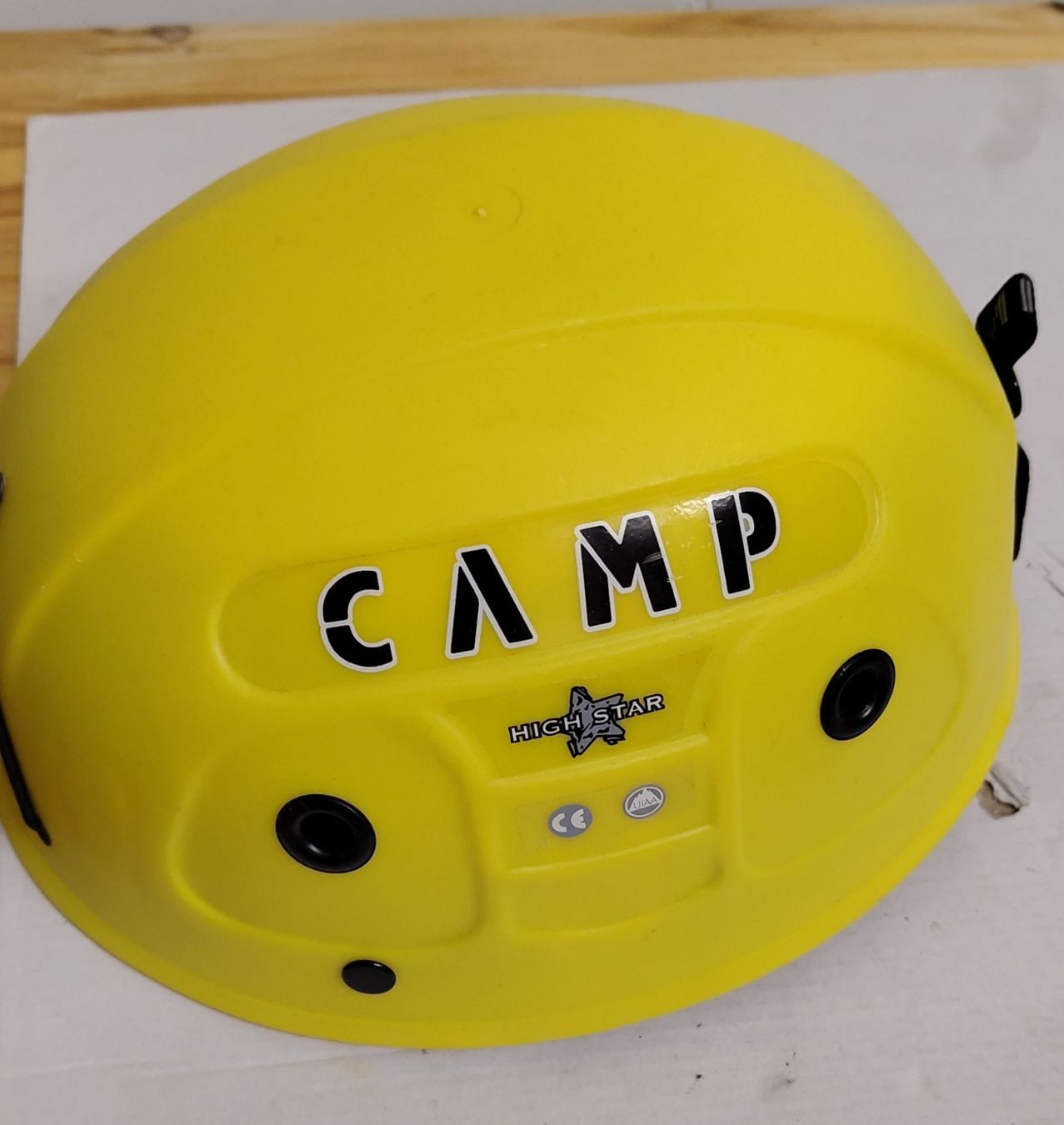 Caschi: CAMP High Star Kletterhelm - Top Zustand – Nuovo (secondo la descrizione) da Möriken AG venduto da Blauhumbi