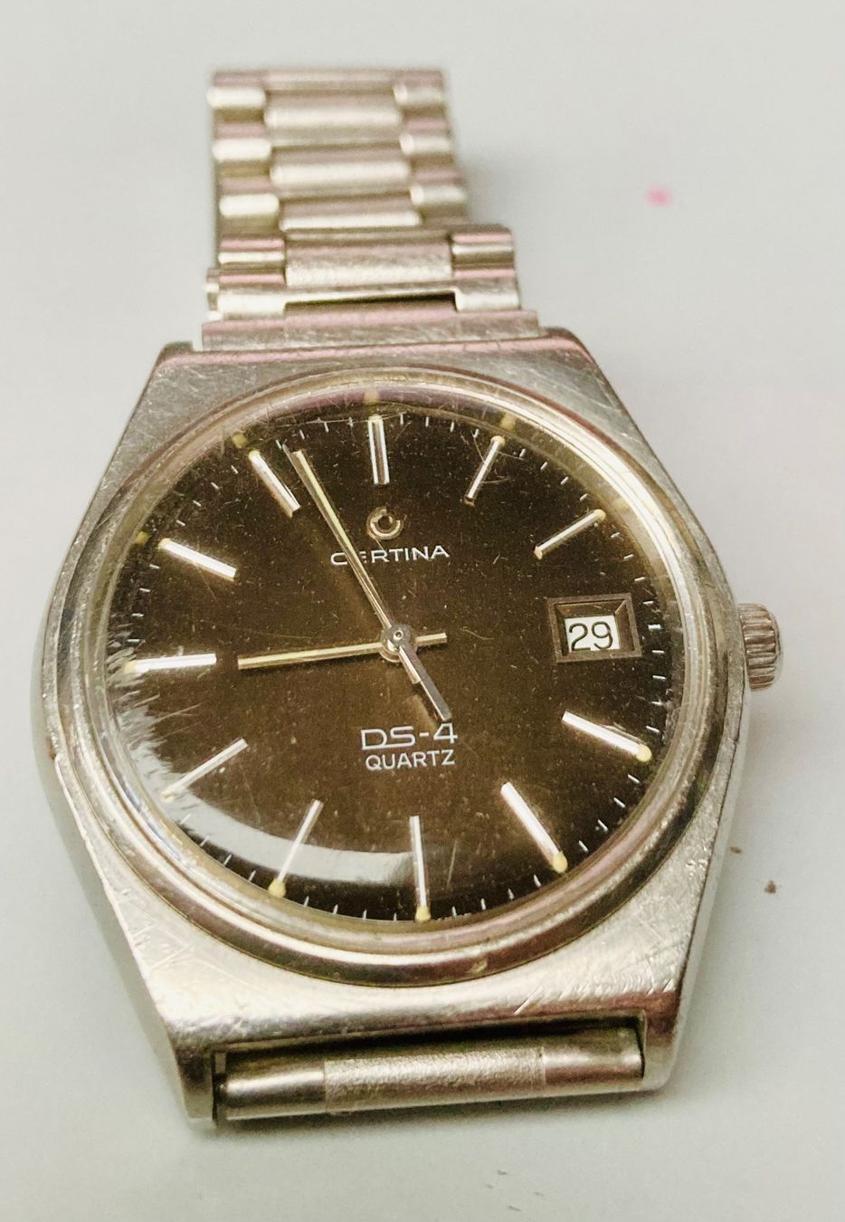 Certina Orologi: Certina DS-4 Quartz, Achse gebrochen, läuft, Datum blockiert – Difettoso da Rüegsauschachen venduto da Andyalfredo 3
