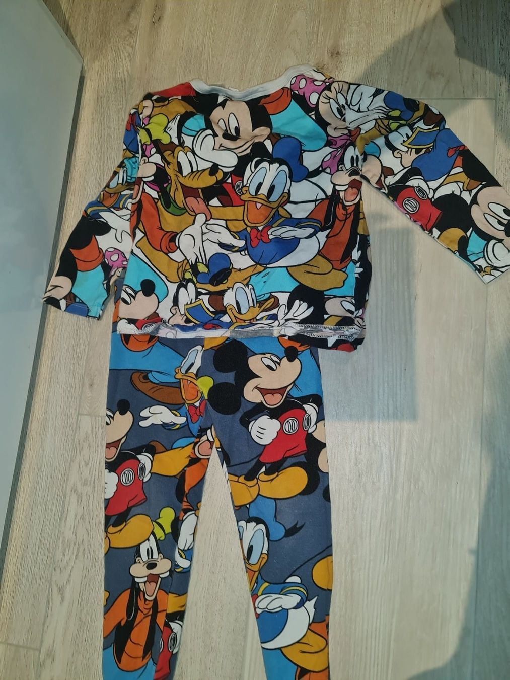 Disney Camicie, T-shirt & Polo: Disney Mickey Mouse Set Hose Sweatshirt – Nuovo (secondo la descrizione) da Berg TG venduto da lisboa.sky