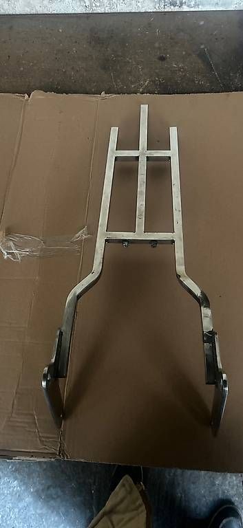 Tutti i ricambio per moto: Harley Davidson sissy Bar  – Usato da Montagnola venduto da gia_6tcc 1