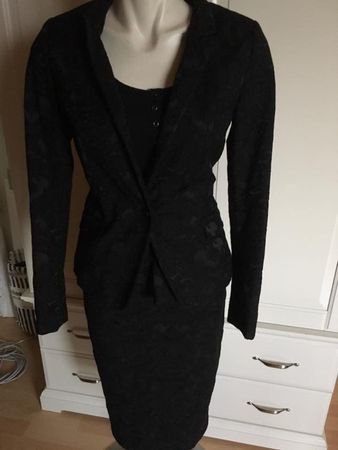 Damen Anzug +DIOR Schlüssel Anhänger.