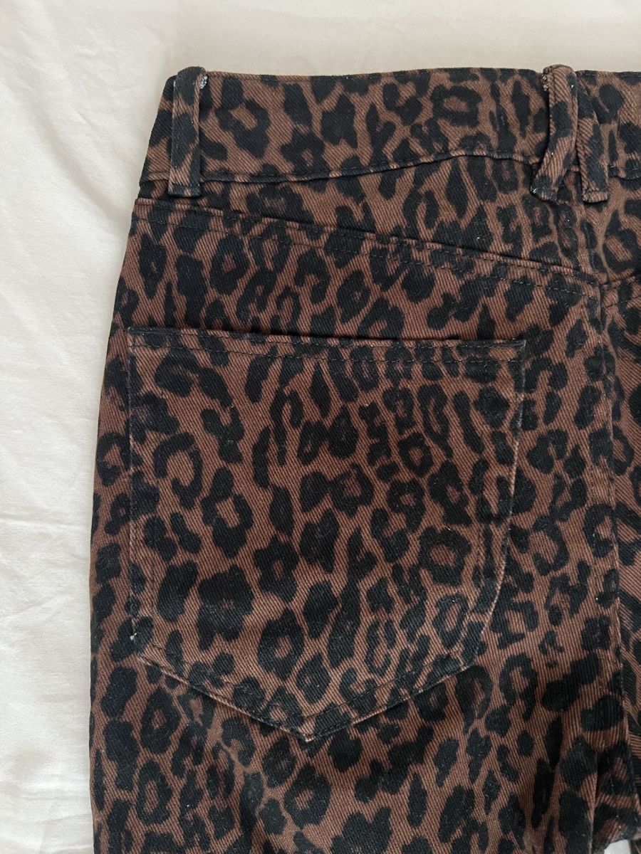 Next Jeans: NEXT Petite Jeans, Leo-Muster – Neuf avec emballage d'origine à Luzern par sr.luzern 4