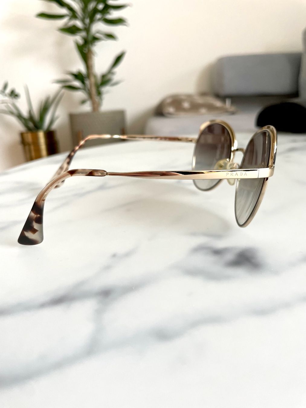 Prada Occhiali & Lenti: Prada Damen Sonnenbrille SPR 54S – Usato da Triesen venduto da antonellaaa_ 5
