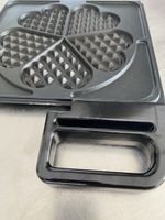 Sigg Kombi-Waffeleisen mit Herz- und Schweizerkreuz-Motiv