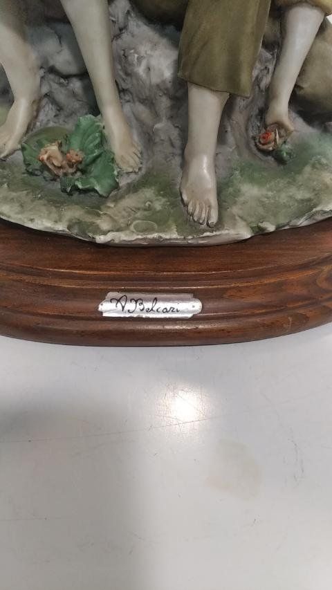 Statuette: Capodimonte große Figuren – Usato da Bern venduto da Elena1965 2