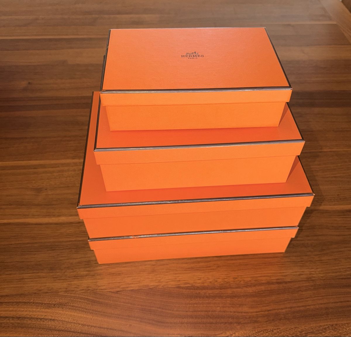 Sonstige Dekorationen & Accessoires: HERMÈS Orange Gift Boxes - Set of 4 – Gebraucht aus Erlenbach ZH von topchick