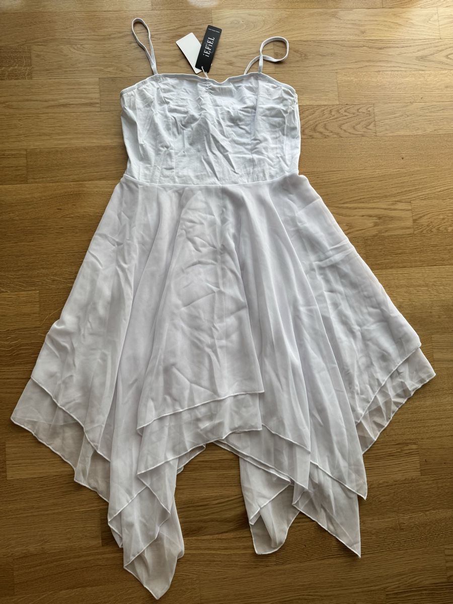 Vestiti: Sommerliches, weisses Kleid – Nuovo (secondo la descrizione) da Luzern venduto da file_maker 1