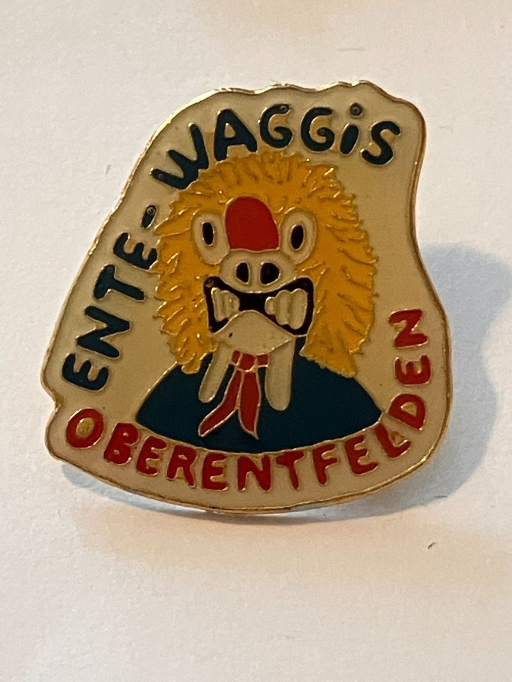 Placchette & Badge: 1 Pin Ente Waggis Oberentfelden – Usato da Basel venduto da djwwpp