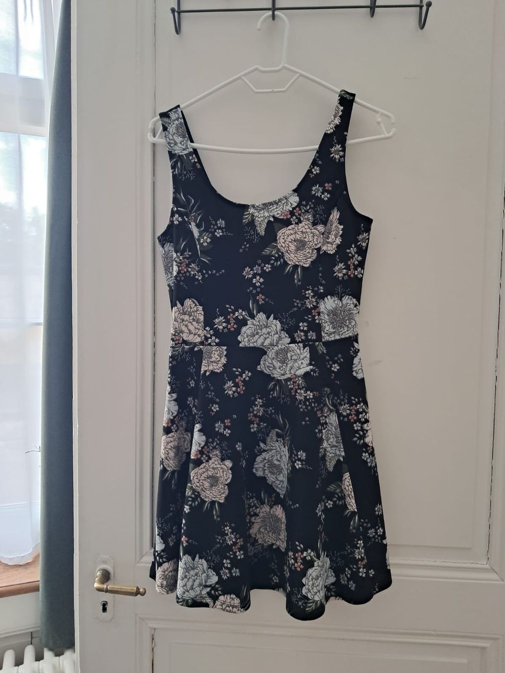 H&M Kleider: summer dress / sommerkleid – Gebraucht aus Basel von zan_5rzz