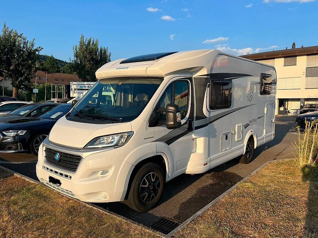 Camping Fahrzeuge: Wohnmobil zu vermieten – Gebraucht aus Nussbaumen AG von ris_lb8k