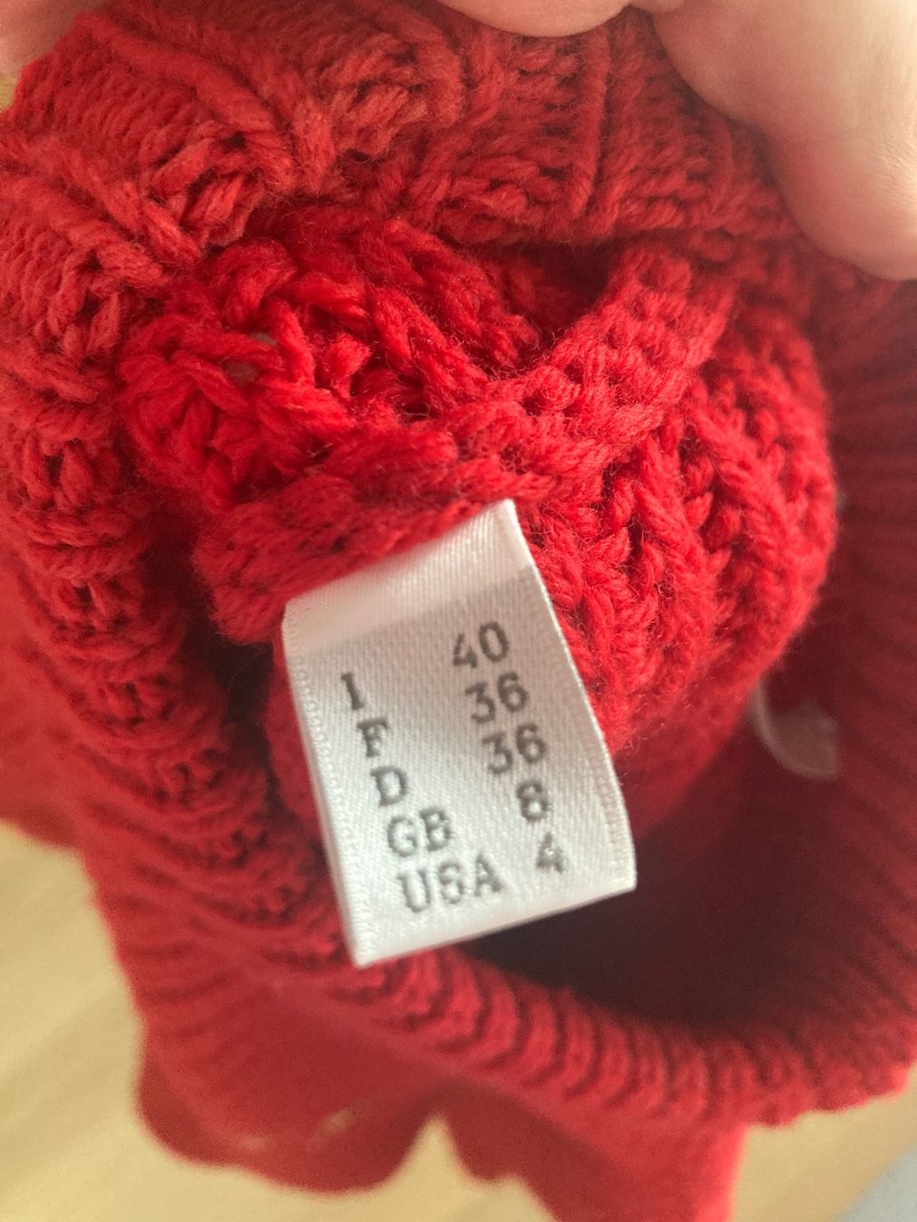 Maglioni & Felpe: Lorenzo Serafini Pullover New – Nuovo (secondo la descrizione) da Fällanden venduto da mar_v6pd 6