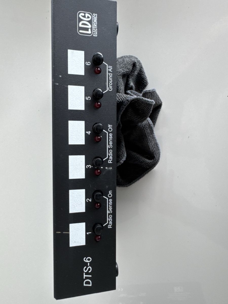 Funktechnik: LDG DTS-6 switch 6 ports état neuf – Gebraucht aus Le Mont-sur-Lausanne von jap66
