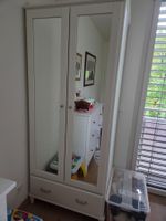 Armoire IKEA blanche