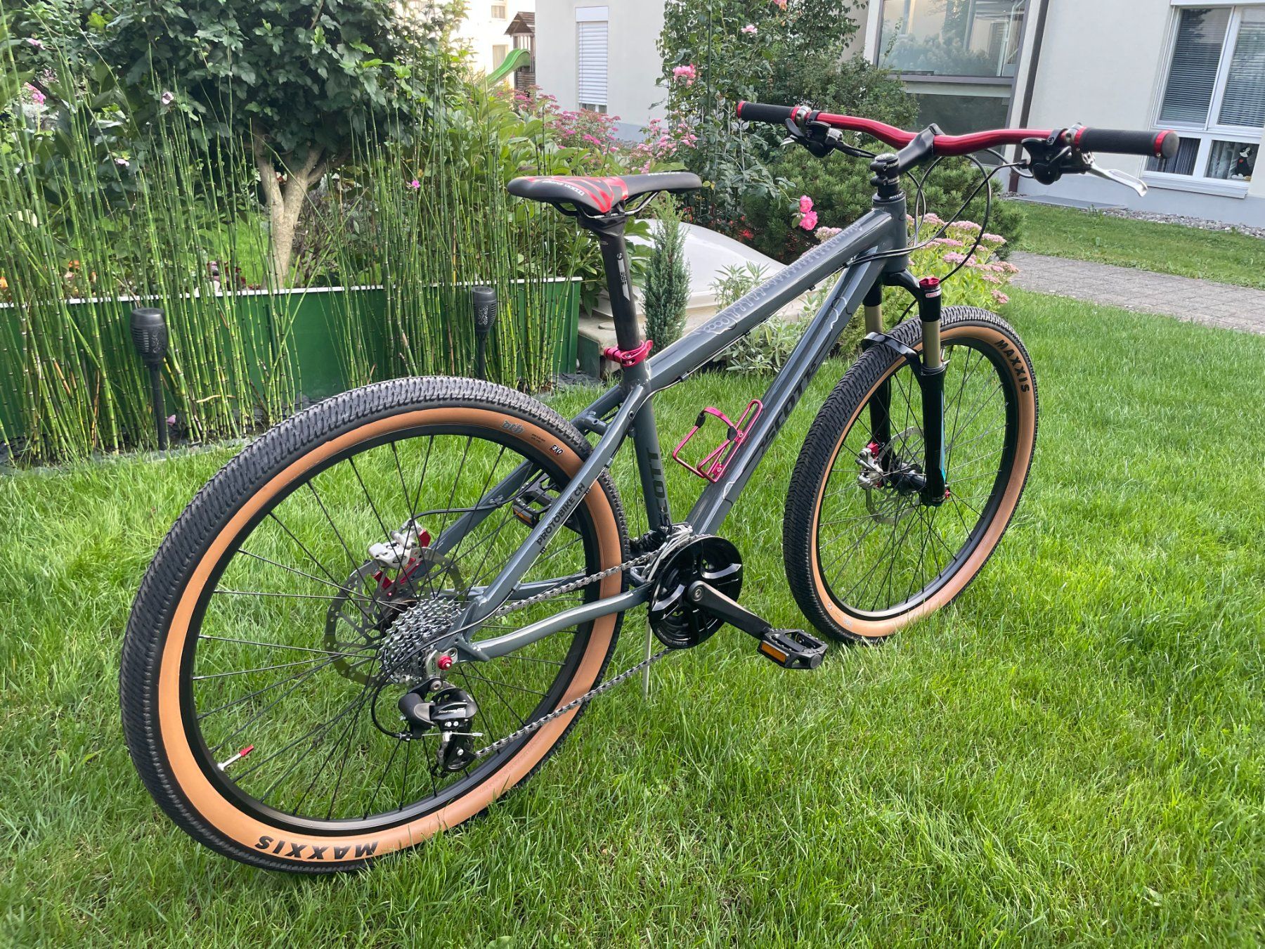 Scott Biciclette: Scott Skeletor Mountainbike EINZIGARTIGES DESIGN – Usato da Würenlos venduto da Dss 3