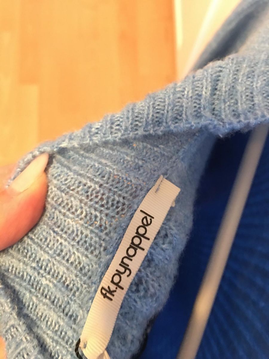 Maglioni & Felpe: Blue Knit Sweater - Size Small – Usato da Bazenheid venduto da hat_96 2