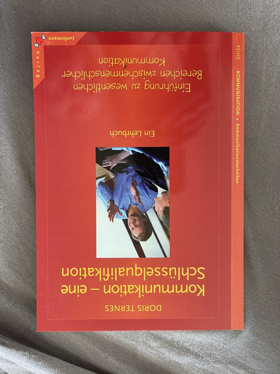 Libri: Kommunikation - Schlüsselqualifikation, ein Lehrbuch – Usato da Bazenheid venduto da tab_w525