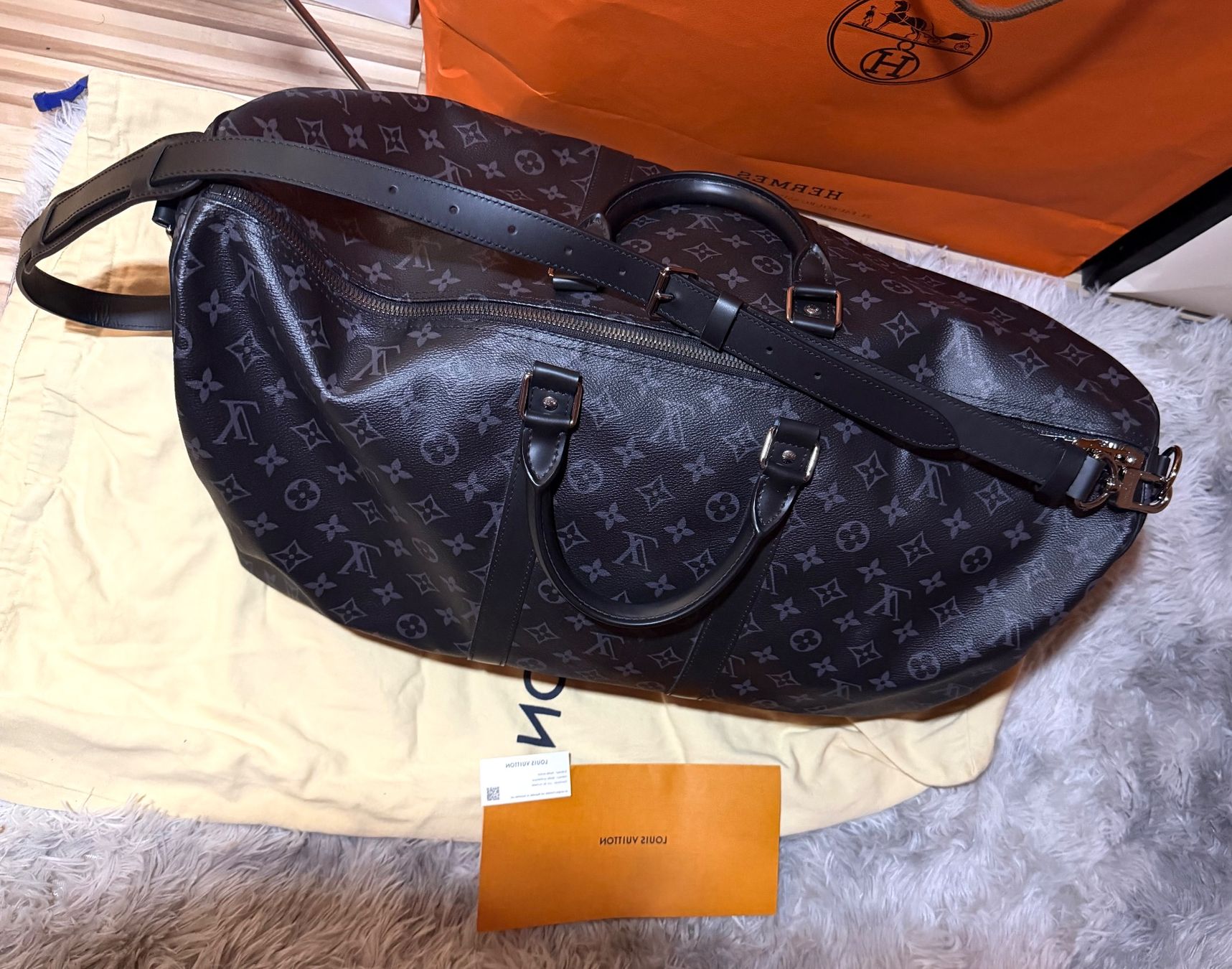 Louis Vuitton Taschen: Louis Vuitton Keepall 55 – Gebraucht aus Epalinges von Forex.master 1