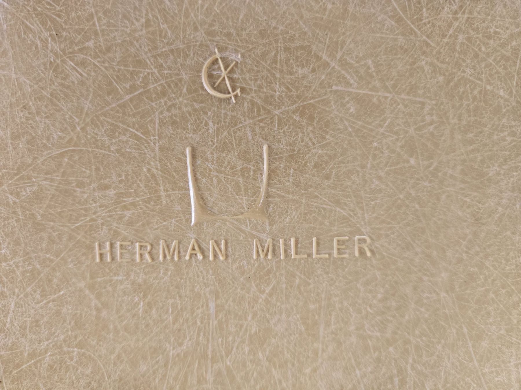 Herman Miller Stühle: Eames / Herman Miller / Vitra fiberglas – Gebraucht aus Zürich von Lukasz 5