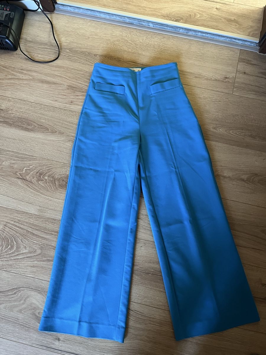 Mango Pantaloni: MNG Culotte Hose Gr. 34/36 – Nuovo (secondo la descrizione) da Grellingen venduto da nadu17