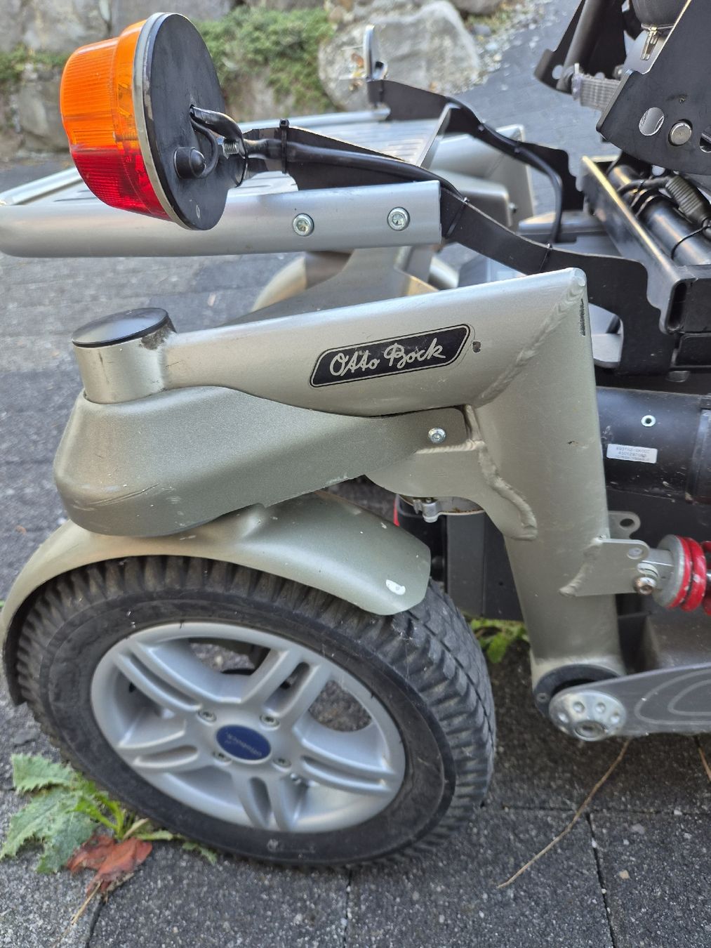 Chaises roulantes: E-Rollstuhl max 10Kmh schnell – D'occasion à Sennwald par HSa. 3