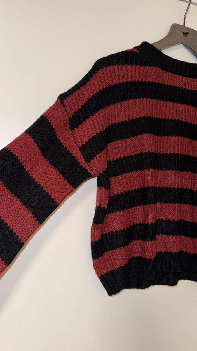 Pulls & Sweat-shirts: Strickpullover mit Streifen S – D'occasion à Landquart par Happyhippo42 1