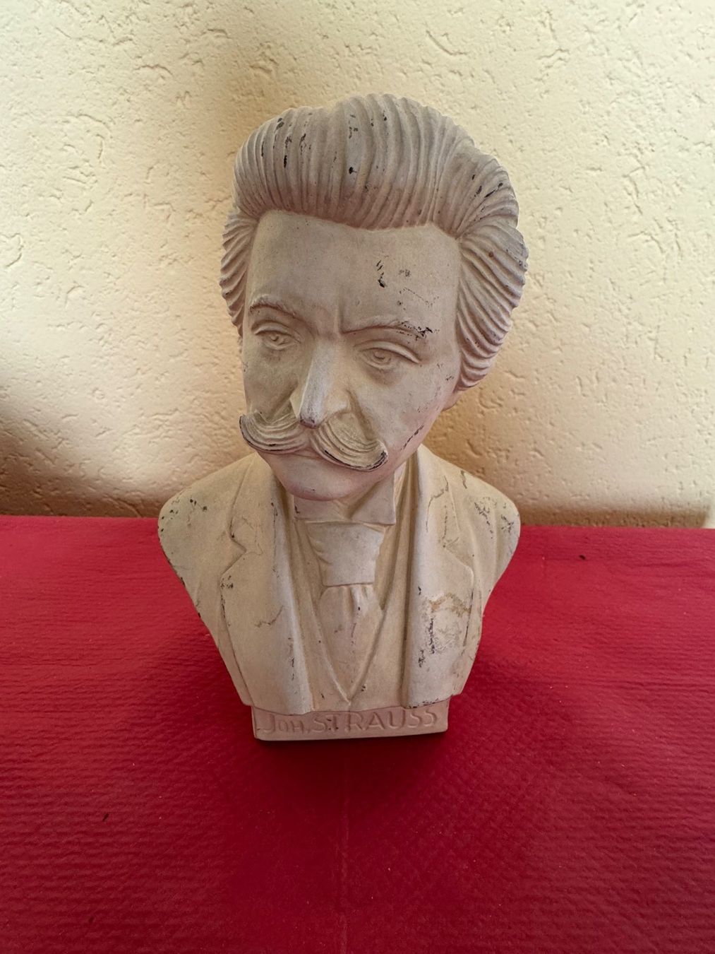Figuren: Büste Johann Strauss Stein- oder Gips  beige, gebraucht – Gebraucht aus Neftenbach von Rose40