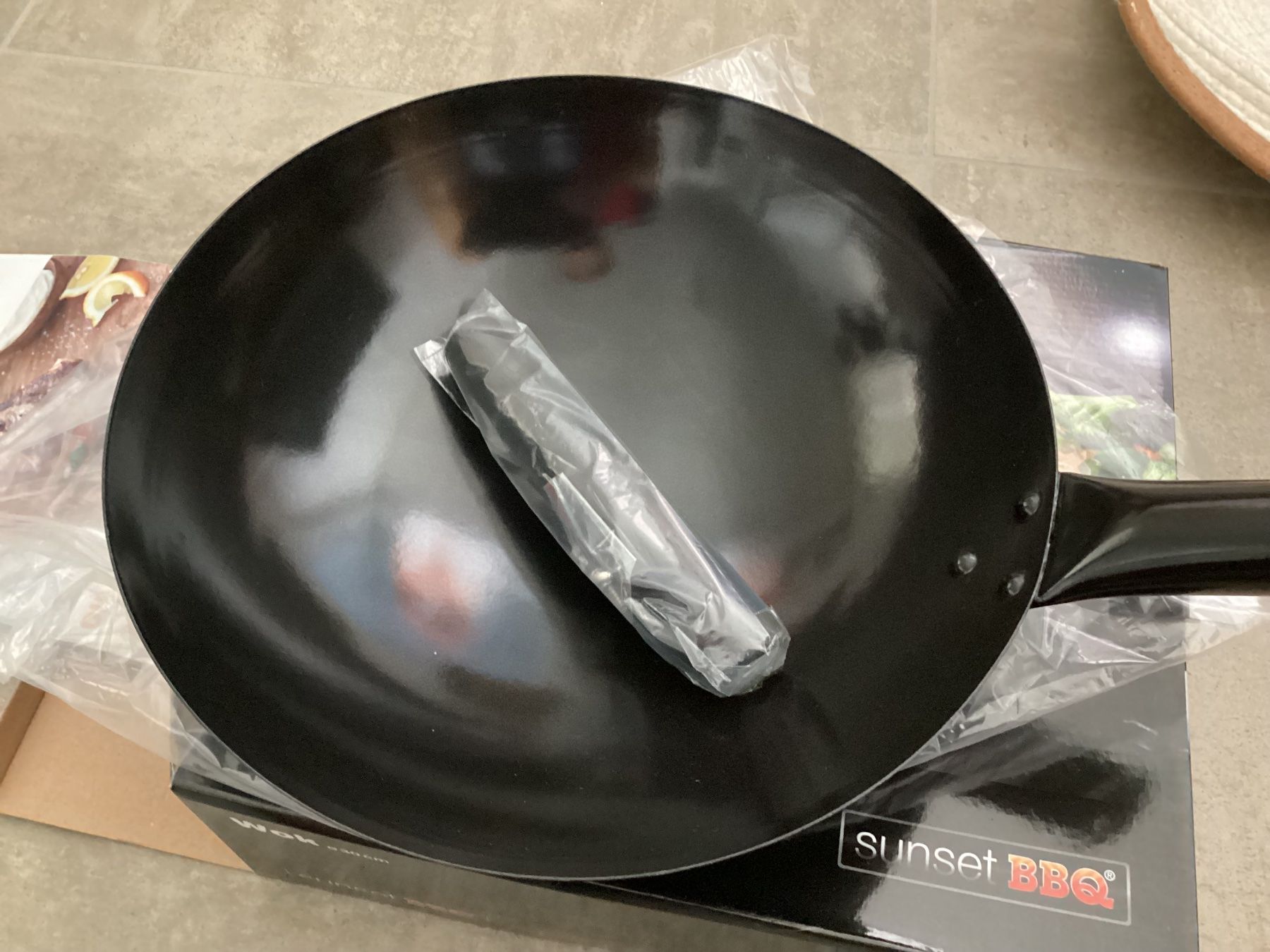 Pfannen: asiatischer Wok - neu – Neu und originalverpackt aus Hirschthal von jas_yk9n