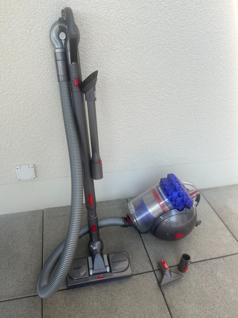 Dyson Aspirapolveri & Accessori: Dyson Cinetic BigMall Mus – Usato da Gränichen venduto da Ermittler