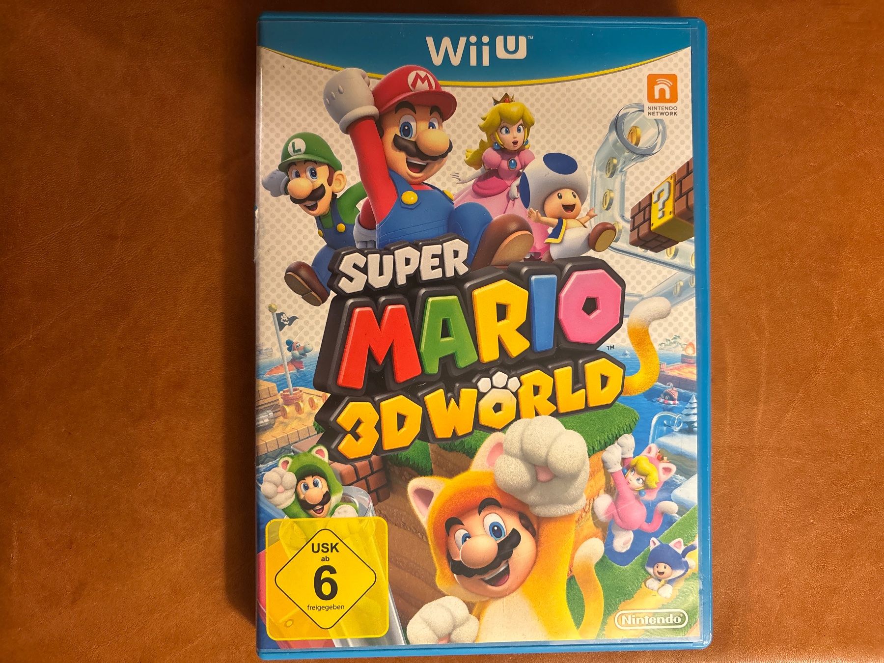 Nintendo Giochi: SUPER MARIO 3D WORLD - NINTENDO WII U – Usato da Zürich venduto da hiddentreasures_zh
