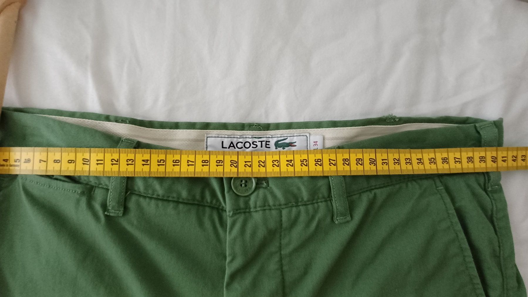 Lacoste Pantaloni: Pantalon Lacoste neuf – Nuovo (secondo la descrizione) da Genève venduto da njia 7