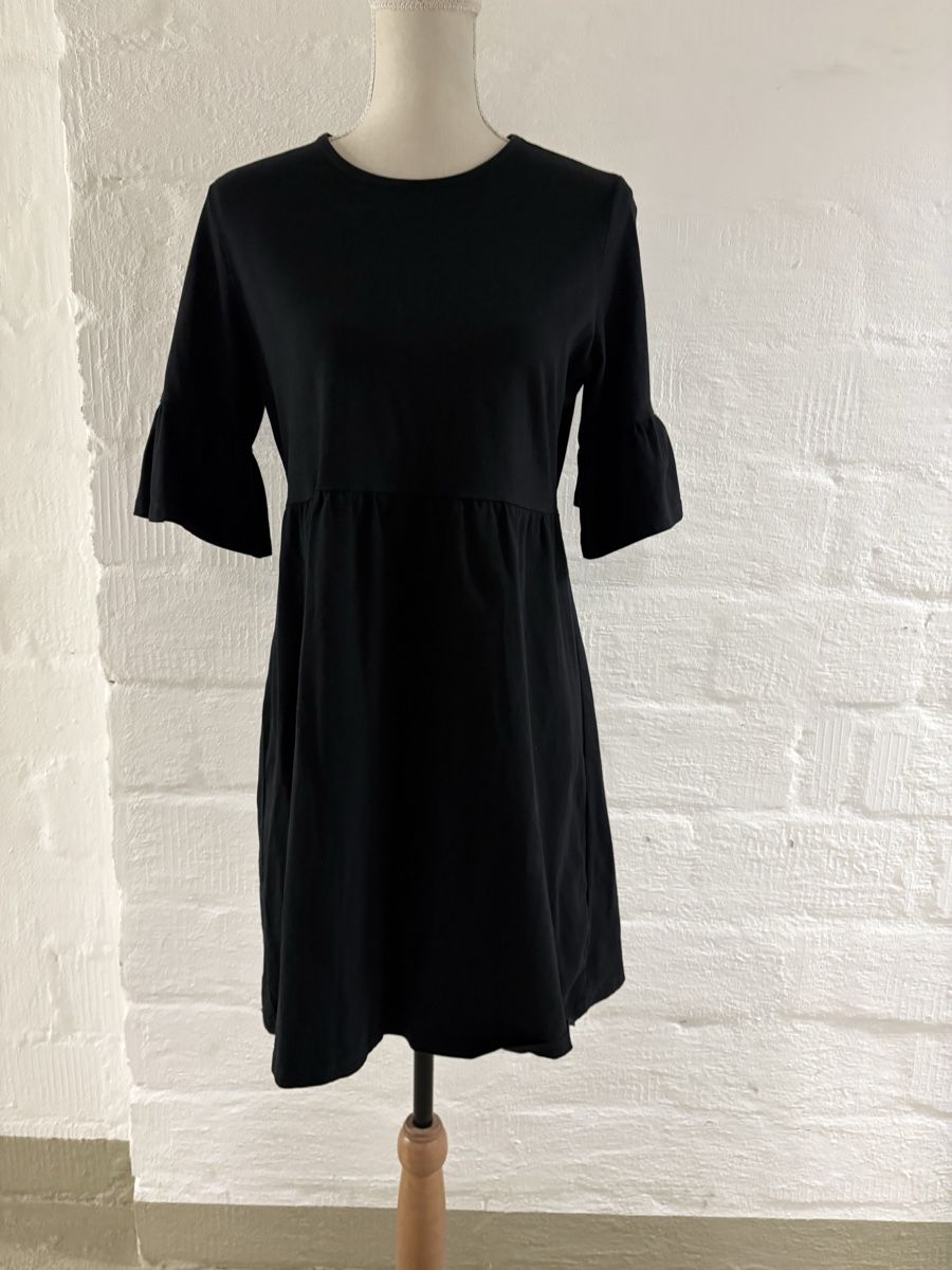 Vestiti: Damen Kleid,Gr.40 – Usato da Winterthur venduto da Nena222