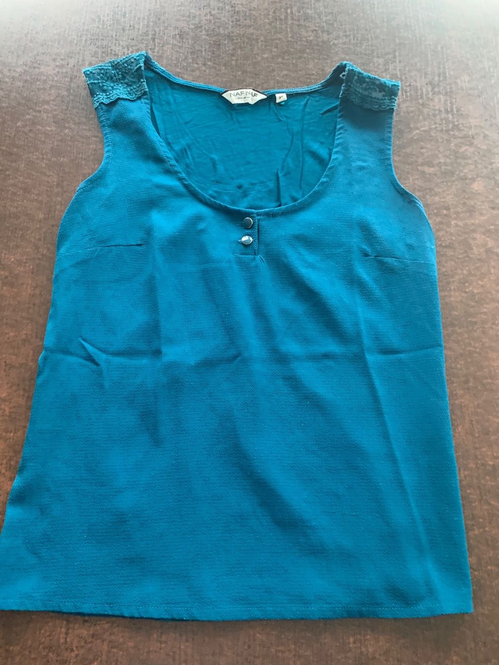 Nafnaf Blusen, T-Shirts & Tops: Pull à bretelles NAFNAF taille XS – Gebraucht aus Domdidier von qatar1973