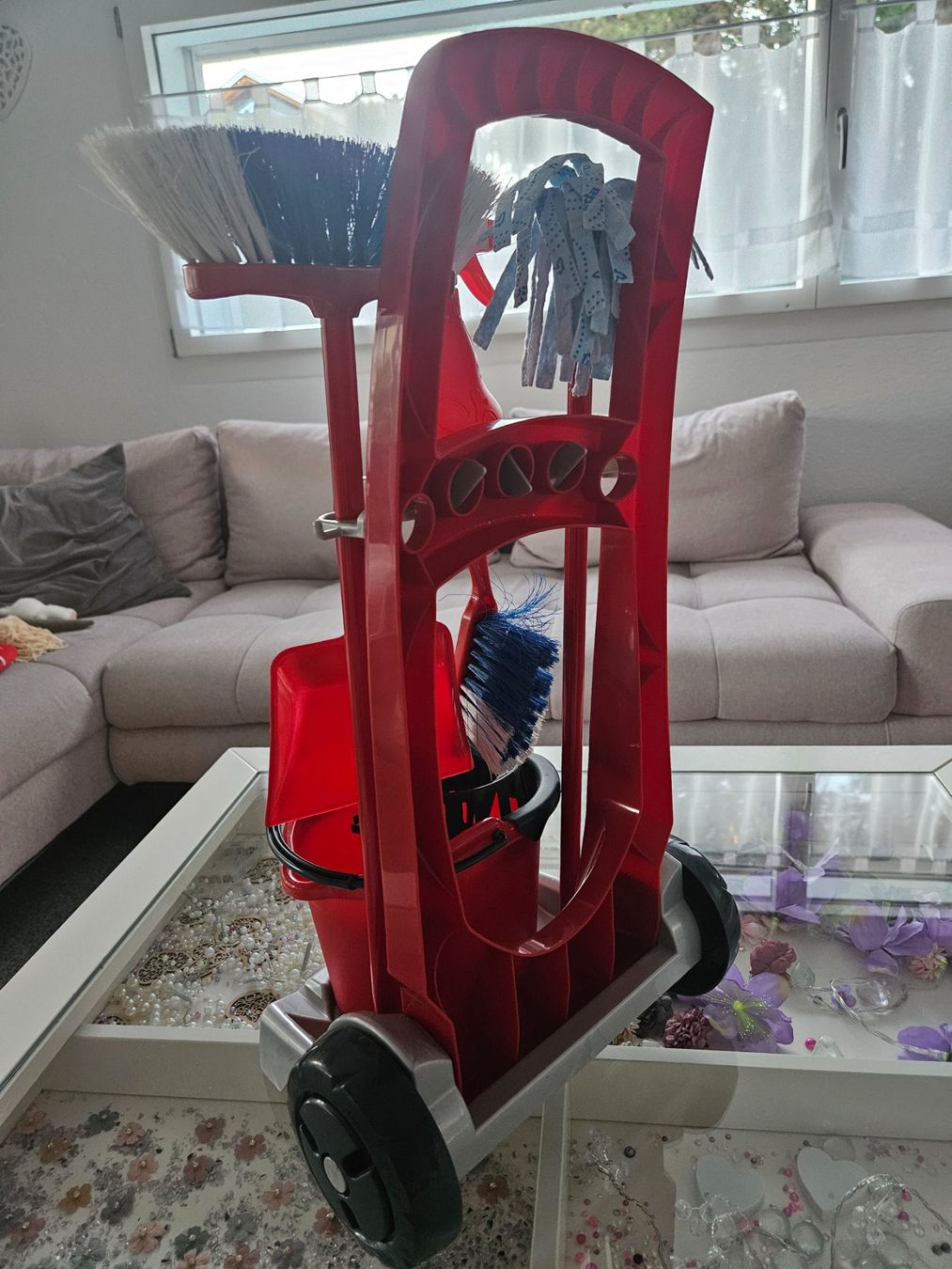 Spielzeuge: Vileda Kinder Putzset Putzwagen – Gebraucht aus Unterägeri von Sleepbear 1
