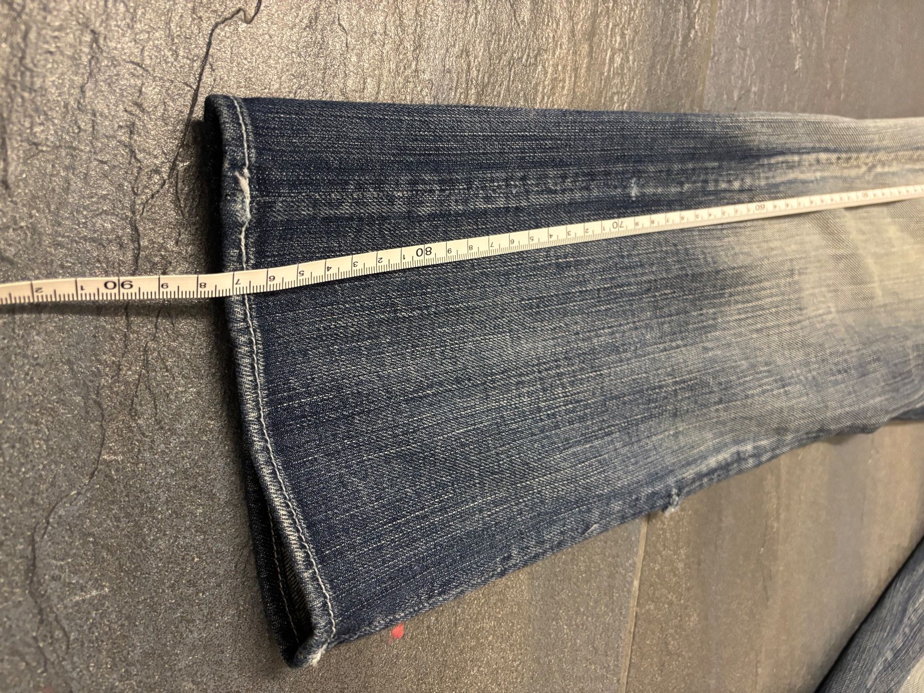 Victoria Beckham Jeans: Vintage Victoria Beckham Jeans – Usato da Diepoldsau venduto da Theatom0 7