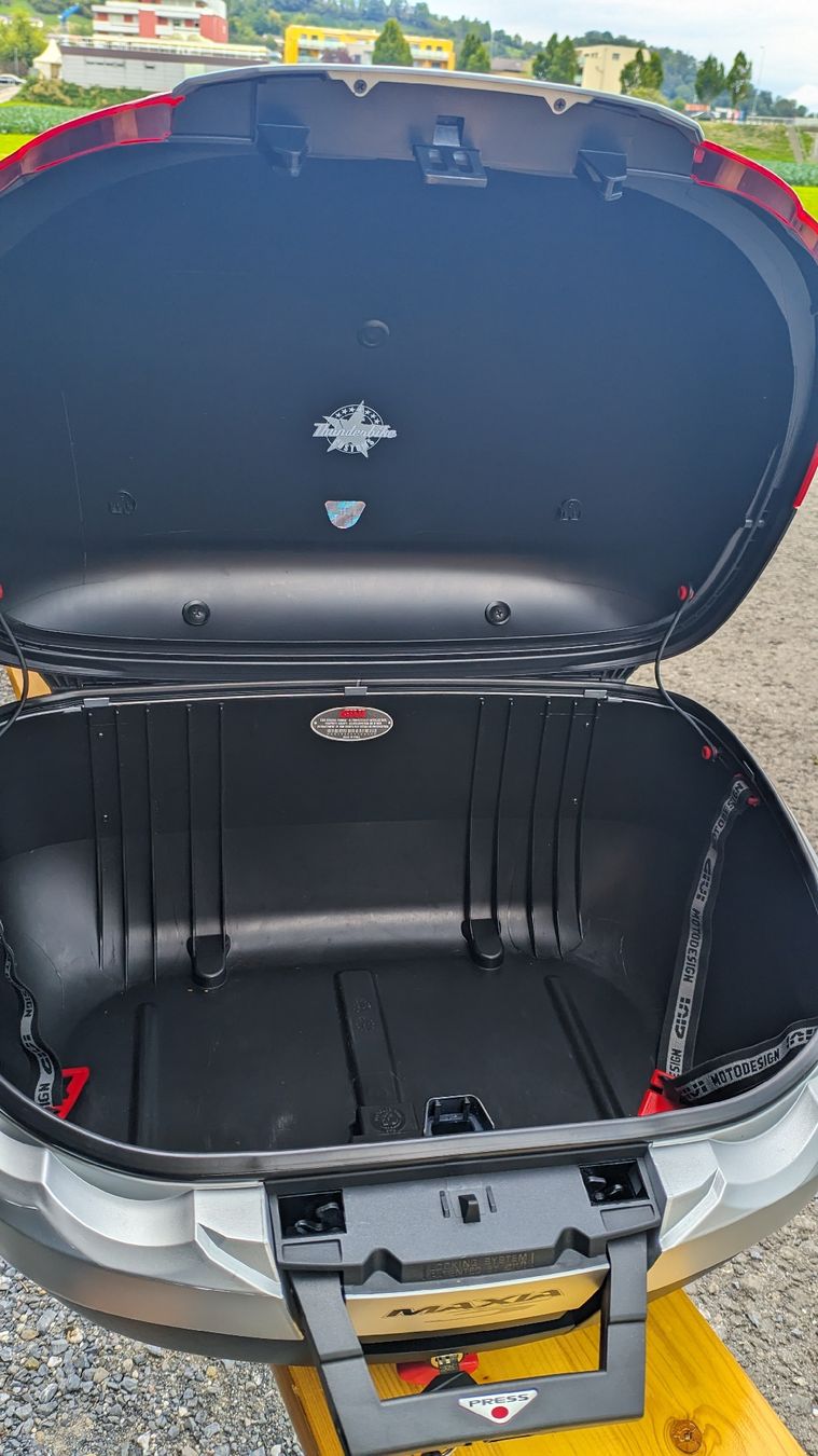 Givi Topcase: Givi Topcase Maxia – Usato da St. Margrethen SG venduto da vas_8tsg 4