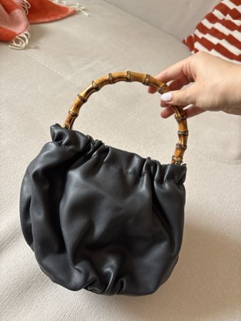 Schwarze Mini Handtasche mit Bambus-Henkel - Top Zustand!