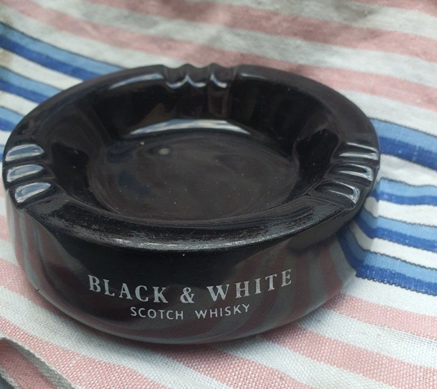 Cendriers: Aschenbecher Whisky Zigarrenset – D'occasion à Schachen LU par Dbd7 3