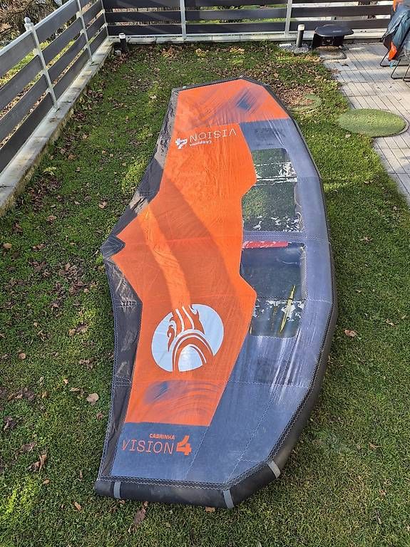 Surfen: Wing Cabrinha Vision 4 m² – Gebraucht aus Essertines-sur-Yverdon von dis_kq5n