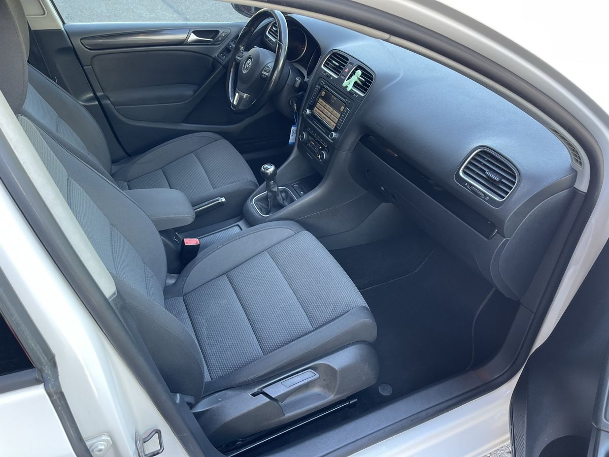 VW Autos: VW Golf 2.0 TDI 4Motion – Gebraucht aus Spiez von bertula 6
