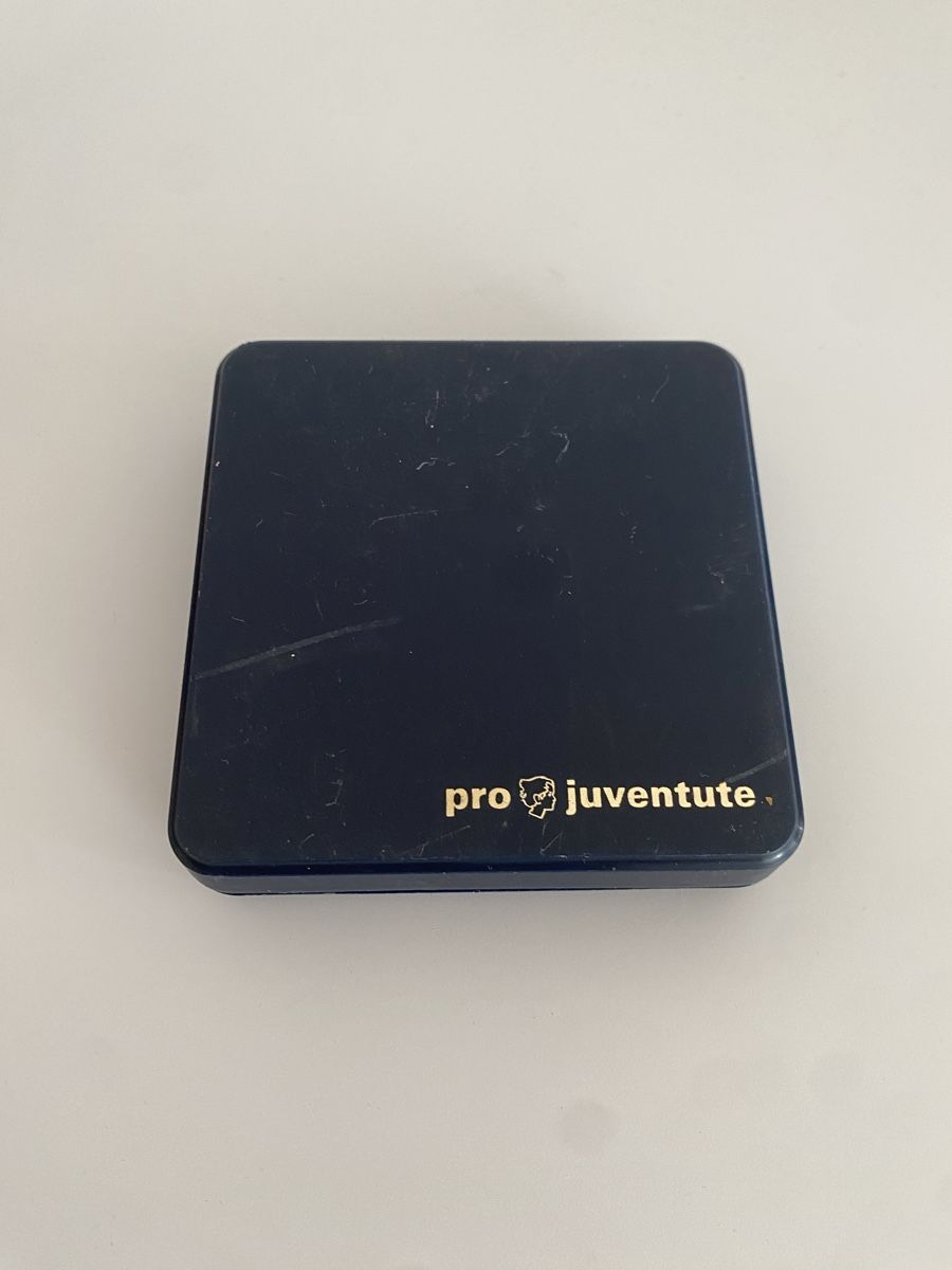 Altro materiale per ufficio: Pin – Nuovo (secondo la descrizione) da Niederhasli venduto da Dully16