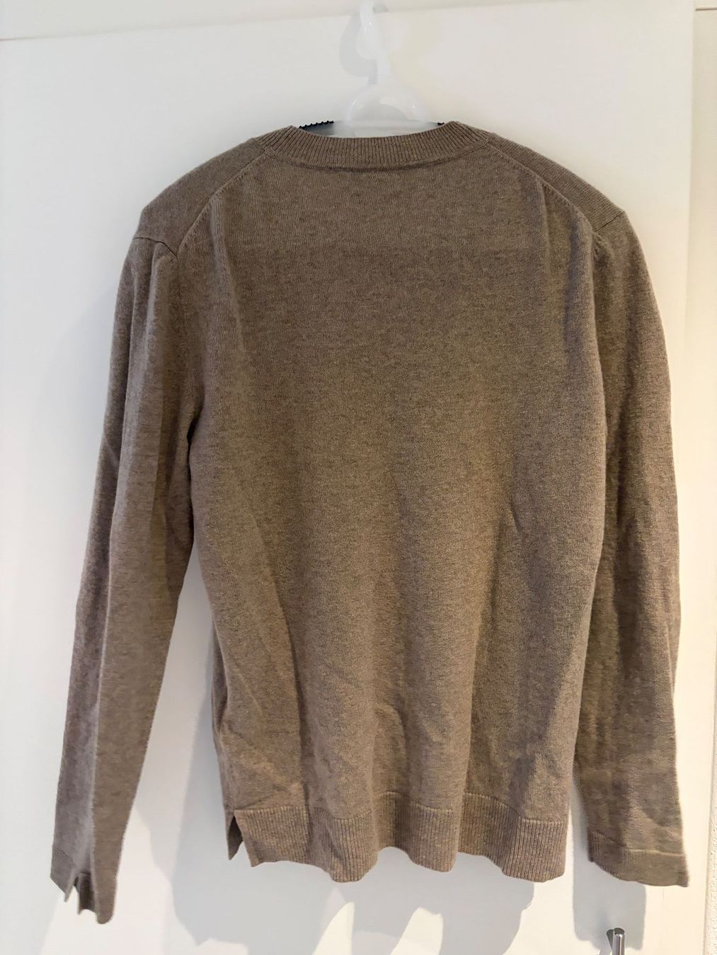 Massimo Dutti Pulls & Sweat-shirts: Massimo Dutti Pullover V-Ausschnitt Kaschmir – D'occasion à Dielsdorf par Anthony111 2